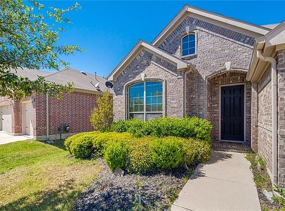 3rd image of 1409 Nightingale Dr