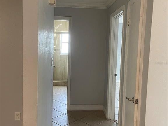 5th image of 1209R Grenada Ave