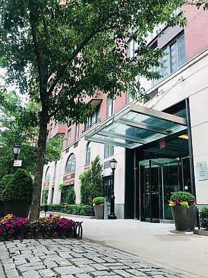 Rented by BATTERY PARK CITY RESIDENTIAL LLC | media 8