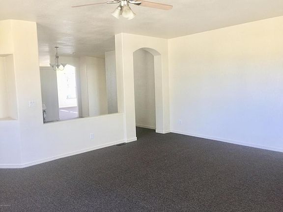 3rd image of 4662 S Santa Lucia Ave