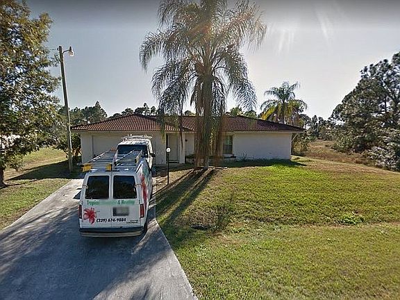 5th image of 411 Broadmoor St
