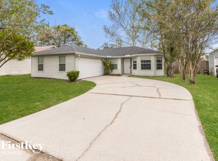 8761 Spring Harvest Ln E, Jacksonville, FL 32244