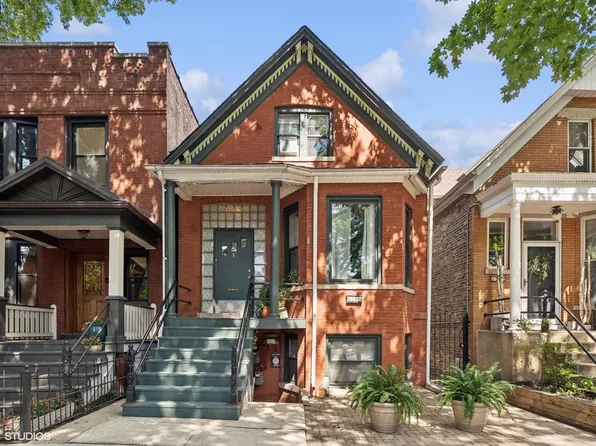 2134 W Thomas St, Chicago, IL 60622