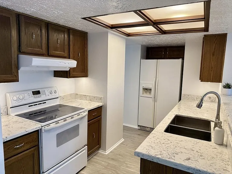 8342 Silvan Wind Ln — Photo 18