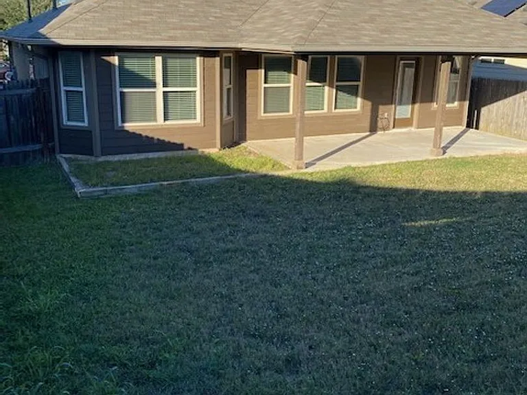 109 Palestine Cv — Photo 24
