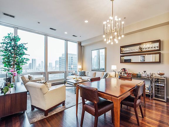 Living Room / Dining Room