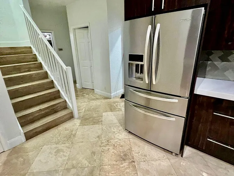 21510 Halstead Dr — Photo 16