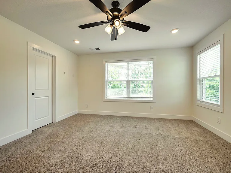 420 Stonemeadow Rd — Photo 28