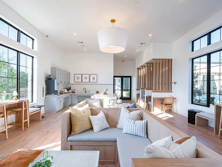Citizen House MLK — Photo 13