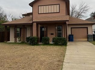 3109 Lenway St, Dallas, TX 75215