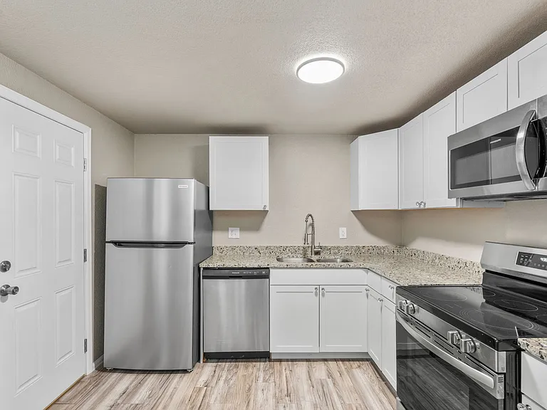 7185 Alegre Cir #2 — Photo 2