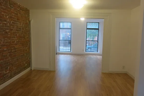 Rented by Realty Collective | media 1