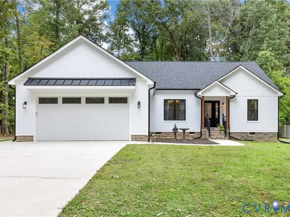 1817 Bogese Dr, Petersburg, VA 23805