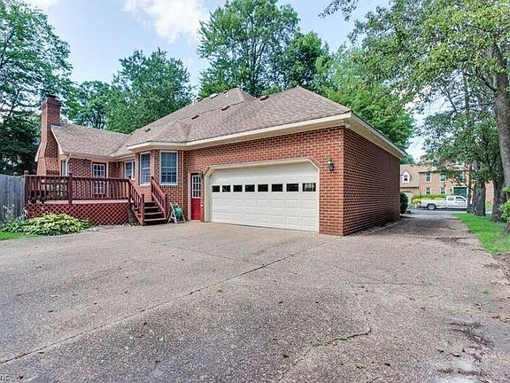 2nd image of 616 Wickwood Dr