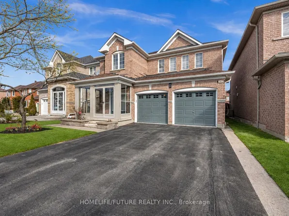 262 Helen Ave, Markham, ON L3R 1K1