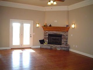 2nd image of 4052 Port Royal Dr