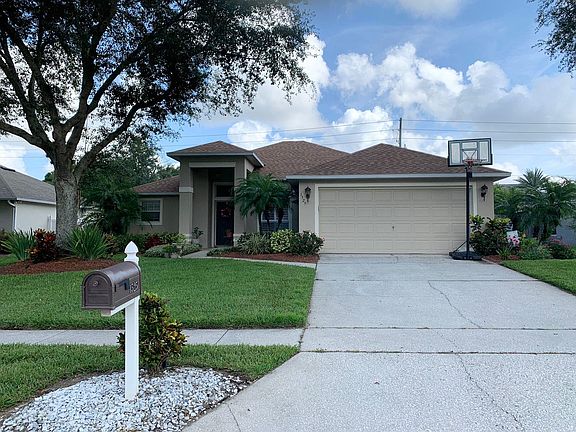 2nd image of 1525 Stoneywood Way