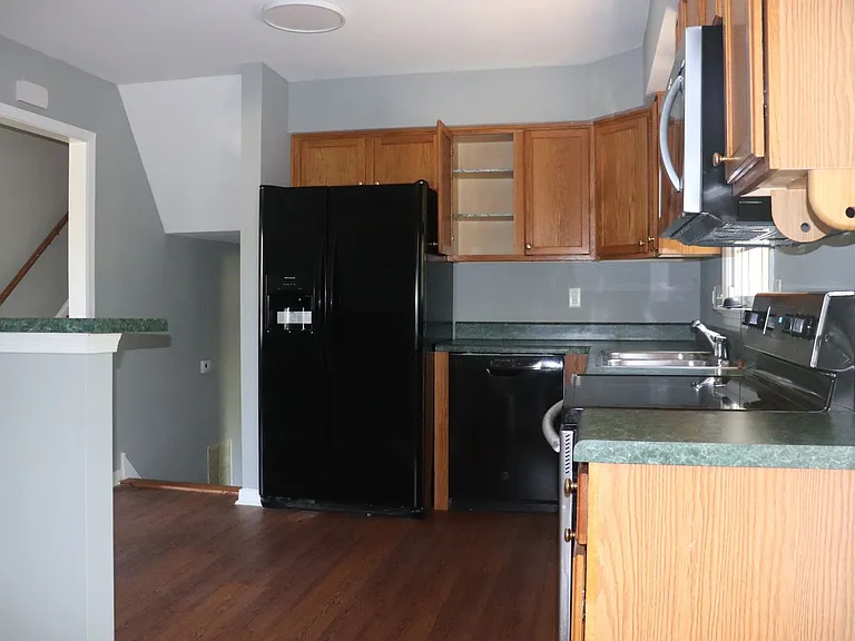6001 Yates Ln — Photo 11