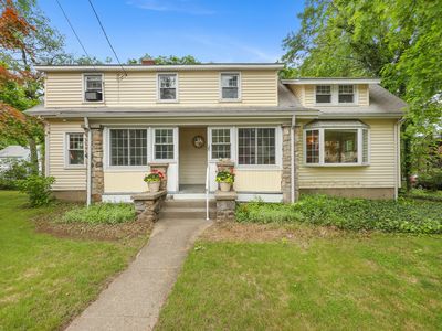 28 Leonard Street, Stamford, CT, 06906