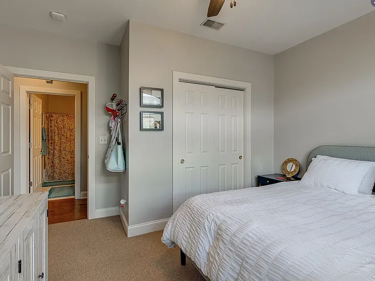 760 Wedgewood Park #203 — Photo 3