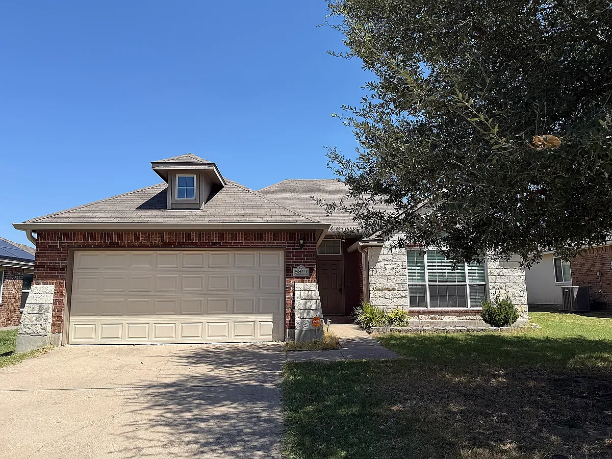 3 bed, 1494 sqft, $1,695 — Photo 2