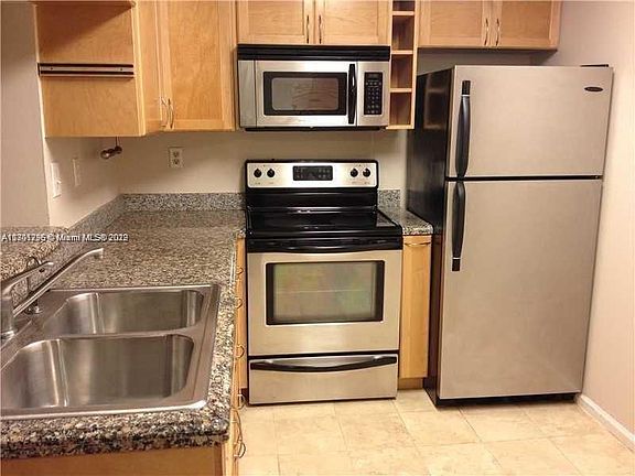 5th image of 15545 Miami Lakeway N APT 204-21