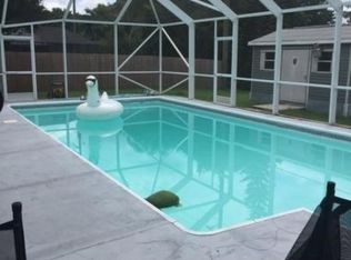1472 SE Sunshine Ave, Port Saint Lucie, FL 34952