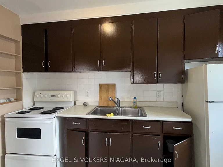 5042 Huron St N — Photo 14