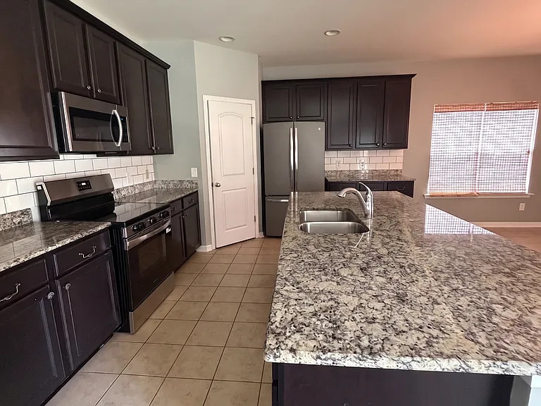 134 Mission Way — Photo 11