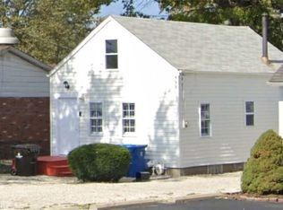 34679 Vine St, Willowick, OH 44095