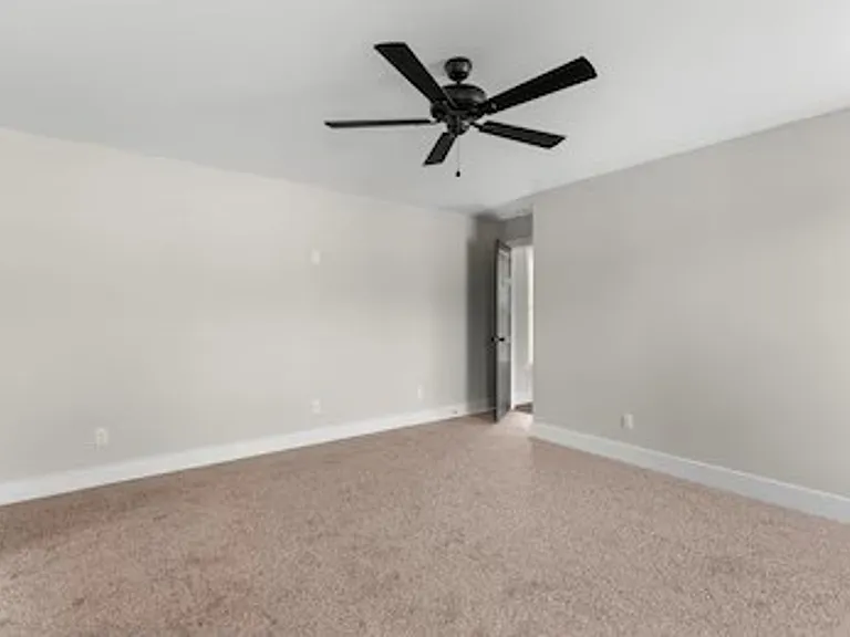 270 W Main St #A — Photo 11
