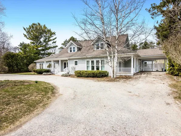 300 S Grand Ave, Leland, MI 49654