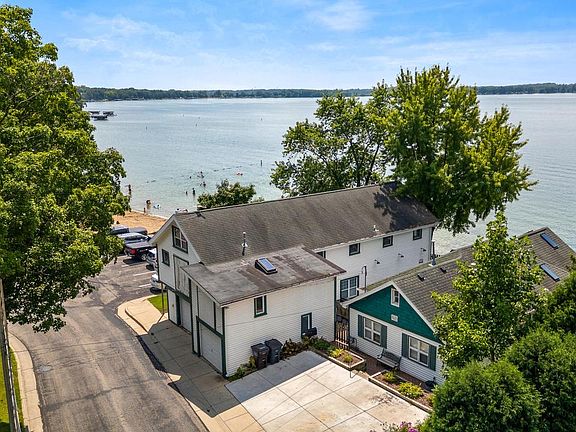 2nd image of 123 S Ferry DRIVE