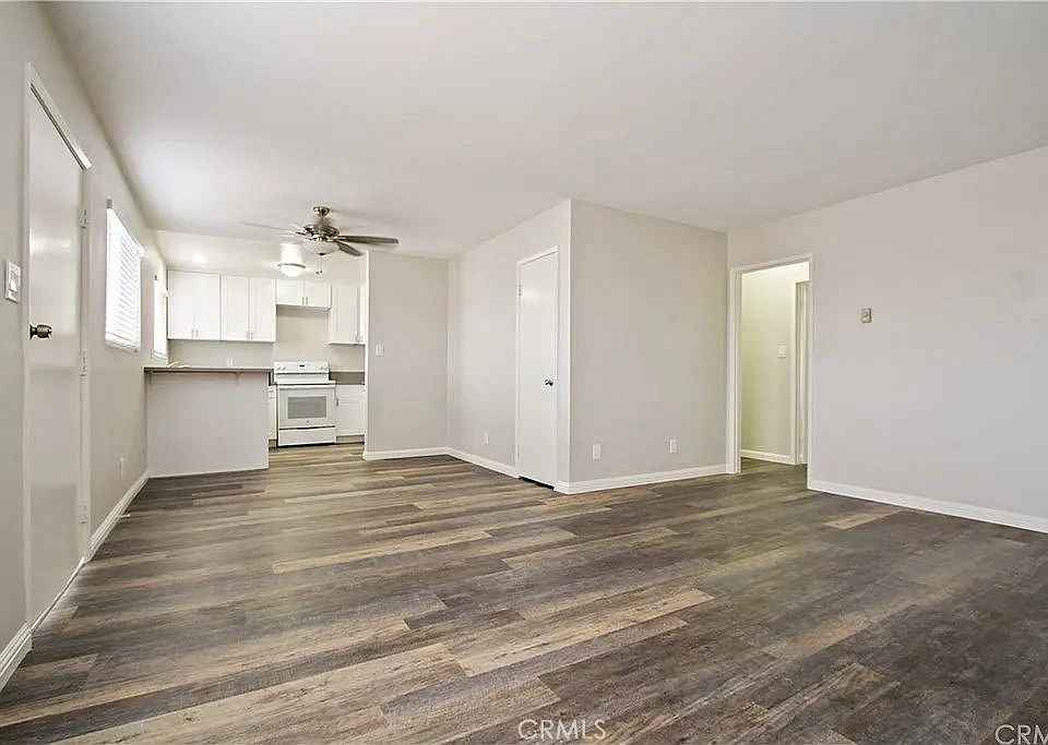 1st image of 5530 Ackerfield Ave Unit 508