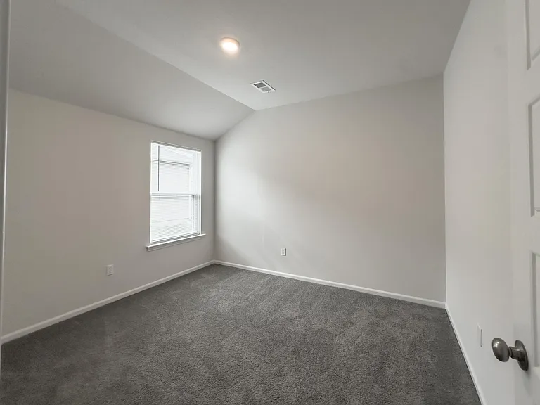 622 N Pecan St — Photo 14