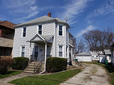 2nd image of 425 E Benton St