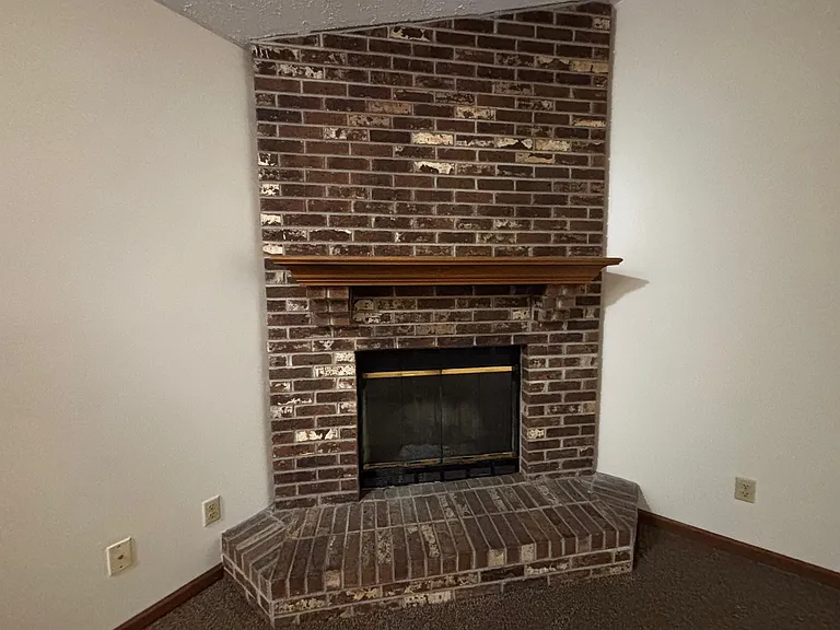 4392 S Hidden Way St — Photo 3