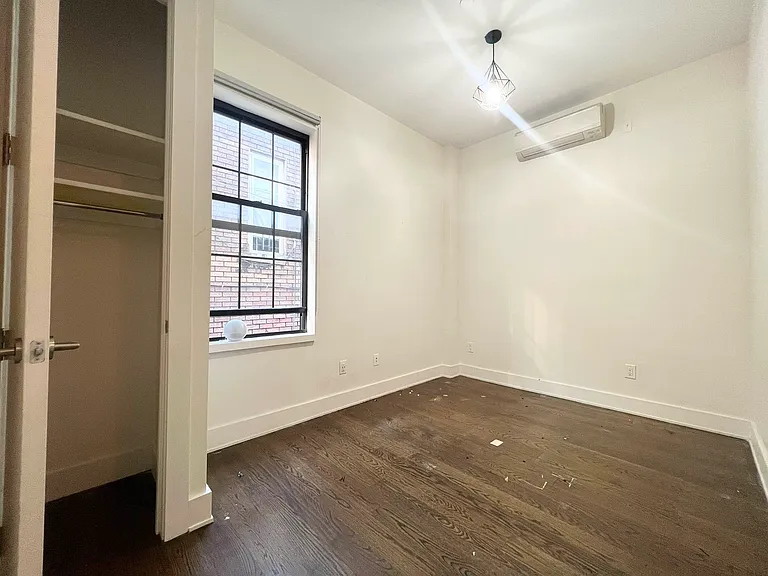 1487 Broadway #4A — Photo 1