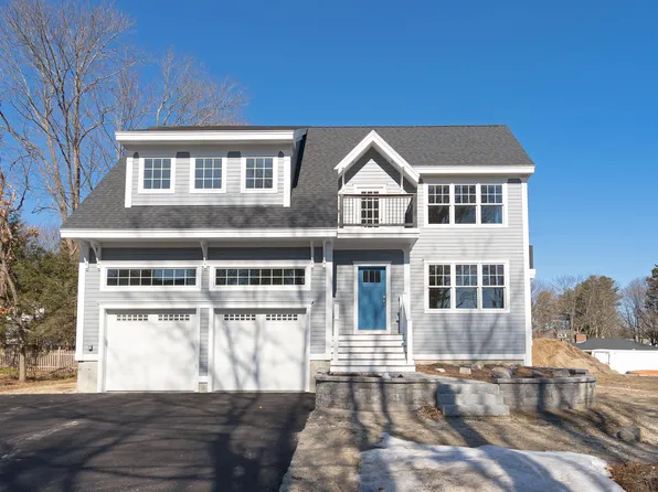 10 Old Powerhouse Rd, Falmouth, ME 04105