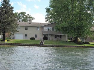108 Morningside Ct, Brooklyn, MI 49230