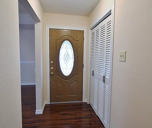 3rd image of 6108 N 32nd St