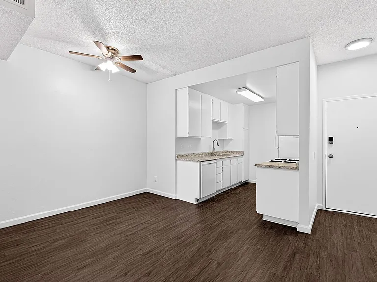 10749 Francis Pl — Photo 5