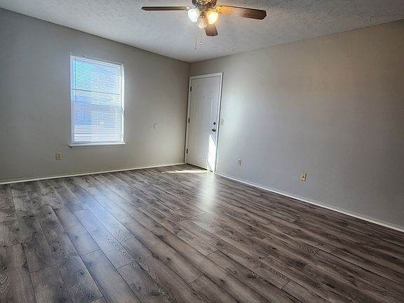 3rd image of 1849 Summerhaven Ave #2