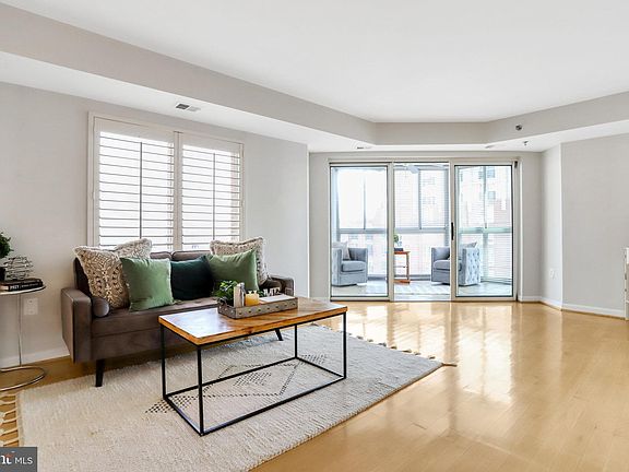 3rd image of 2151 Jamieson Ave Unit 1509