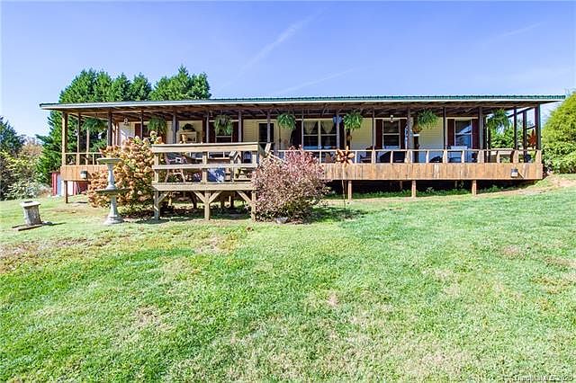1st image of 186 Hunterpond Ln