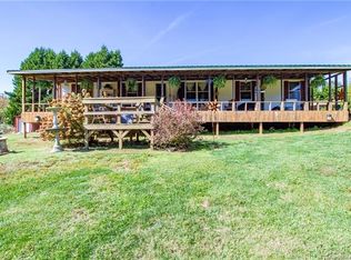 186 Hunterpond Ln, Statesville, NC 28677