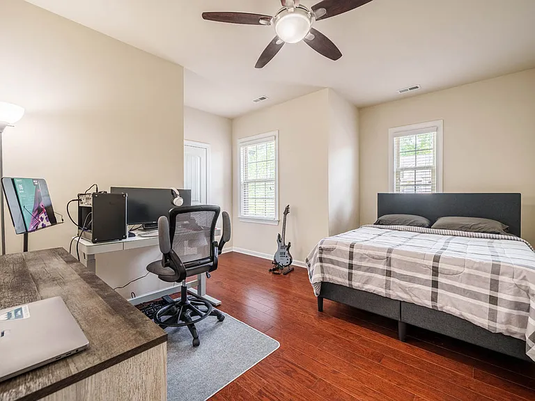 226 Daymire Glen Ln — Photo 30