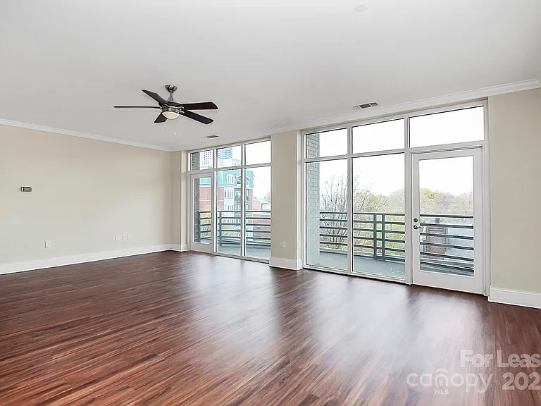 400 N Church St #414 — Photo 10