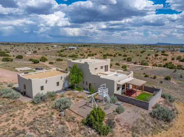 15 Deer Tank Rd, Santa Fe, NM 87508