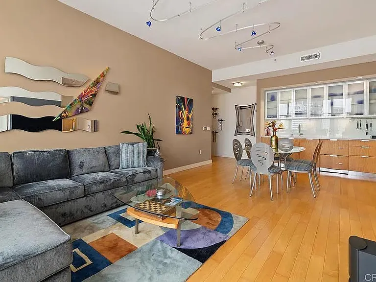 575 6th Ave #1301 — Photo 5
